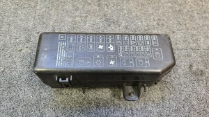 LE-U62T ミニキャブ トラック 3G83 ヒューズボックス