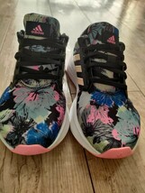 adidas 美品　23cm 軽量　ランニングシューズ　厚底　華やかな色目_画像2