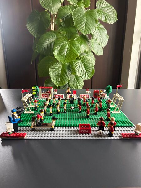 【超レア】レゴ( LEGO )サッカー コカ・コーラ おまけ(ノベルティ)日韓ワールドカップコレクション