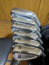 BRIDGESTONEブリヂストン　５〜P J１５CB ３〜４X-BLADE GR BLACK　５２度５６度　X-WEDGE０３　シャフトは全てDG-S200です。_画像2