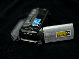 【1円スタート】ソニー 3D ビデオカメラ HDR-TD10 電池2個付き