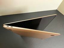 MacBook Air (Retina, 13-inch, 2018) SSD 256GB/メモリー8GB MacOS Sonoma ゴールド画面表示なし ジャンク扱い♪_画像3