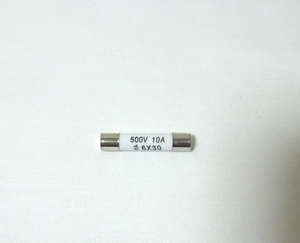 セラミック管ヒューズφ6mm×30mm 500V 10A 5個セット（ノーマルブロー、新品）