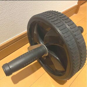 腹筋ローラー　トレーニング用品　腹筋　筋トレ