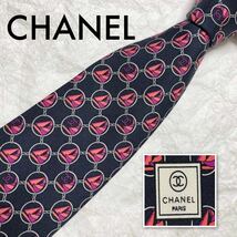 ■美品■CHANEL シャネル　ネクタイ　ココマーク　ヨット　サークル　鎖　チェーン　シルク100% イタリア製　ネイビー×ピンク_画像1