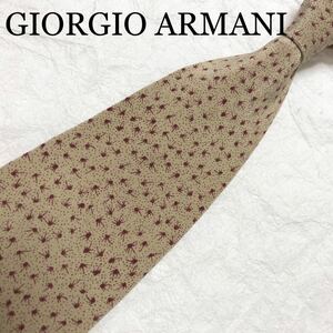 ■美品■GIORGIO ARMANI ジョルジオアルマーニ　ネクタイ　総柄　シルク100% イタリア製　ベージュ