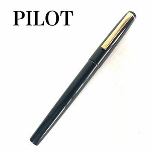 PILOT パイロット　万年筆　ペン先太さF ブラック　ゴールド　日本製