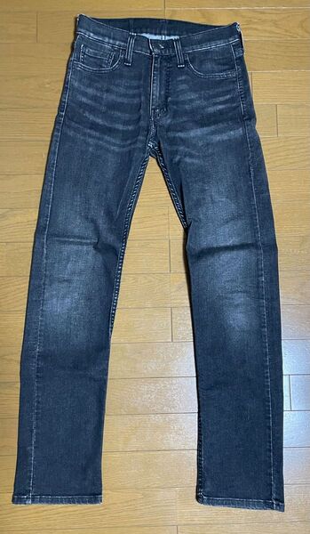 LEVI’S 513 ジーンズ