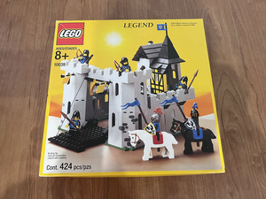 LEGO 10039 Legend Black Falcon's Fortress（王子さまの城　復刻版） 未開封品