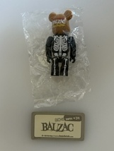 BE@RBRICK ベアブリック　100％ 　シリーズ13 　シークレット　”BALZAC”　箱・カード付き_画像5