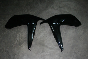 FORZA 250Si フォルツァ MF12 2013～ 64501+64502-K04-930ZC フロントカバー フロントカウル 右 左 黒メタ Black NHA35M 純正品 同梱割引