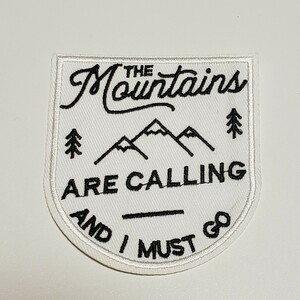 Y-29【 アイロンワッペン 】 山 マウンテン MOUNTAIN モノトーン patch パッチ ワッペン アイロンワッペン 【 刺繍ワッペン 】