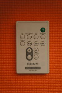 ★【中古良品】ＳＯＮＹ：ワイヤレスデジタルオーディオ用リモコン（ＲＭ－ＷＡ１）★