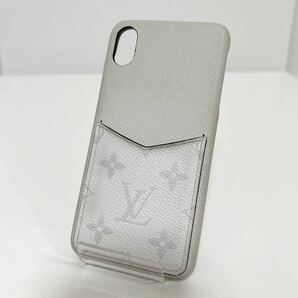 LOUIS VUITTON ルイヴィトン タイガ ラマバンパー XS MAX iPhone ケース ホワイト系 中古 M30277