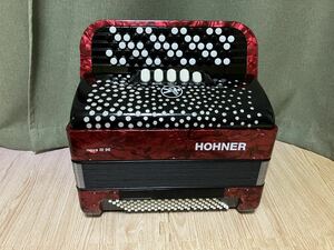 HOHNER NOVA III/96 クロマチックアコーディオン ボタン鍵盤C配列 44音MML 96ベース 純正肩ベルトとケース付き 完動品