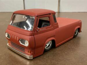 RK804) ジャンク フォード エコノライン 1/24 スケール 1965 FORD ECONOLINE Jada TOYS ミニカー