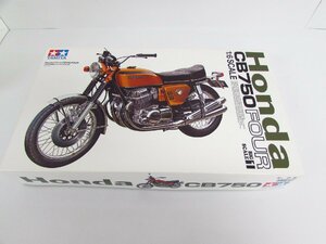 未組立 タミヤ 1/6 ホンダドリーム CB750 FOUR プラモデル▽A8146