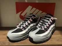 大人気 キムタク着用 完売 NIKE AIR MAX 95 ESSENTIAL エアマックス95 エッセンシャル　トラックレッド/ホワイト-パーティクルグレー28cm _画像3