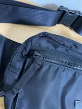 定価20,900円●新品同様●PORTER 吉田カバン ポーター RAYS WAIST BAG ウエストバッグ 黒 品番831-16117_画像4