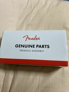 Fender Deluxe Series 2-Point Tremolo Assembly Chrome 0885978521586 フェンダー トレモロ ブリッジ パーツ 未使用品