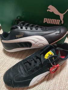 新品 定価13200 PUMA FERRARI フェラーリ スニーカー 29cm スピードキャット 黒 白 天然皮革 レザー エンブレム プーマ コラボ 公式 F-1