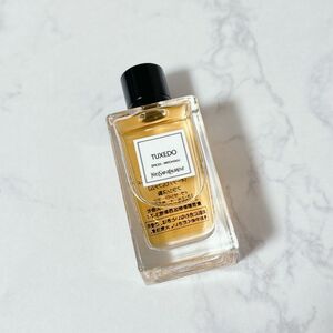 【新品未使用】YSL イヴ・サンローラン ル ヴェスティエール デ パルファム タキシード 7.5ml ミニボトル