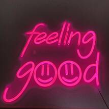 カフェやバーの装飾ピンク色LEDネオンサインBB775グッドスマイルフェイスネオンサイン 可愛い看板 「feeling Good」LEDネオンライト店舗_画像4