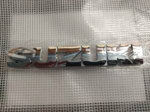 【２個セット・送料込】SUZUKI(スズキ) 3Dエンブレム(両面テープ付) メッキシルバー 縦2.5cm×横15.2cm プラスチック製