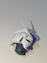 送料一律　MG hi-νガンダムver.ka　頭部　パーツ取り　ジャンク　ガンプラ　完成品_画像2