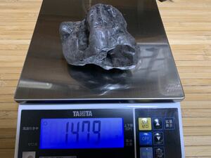 隕石 マダガスカル 神秘 磁石にくっつく 原石 1479g 鉄隕石 