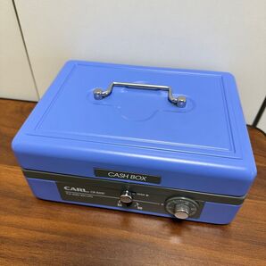 Cash box