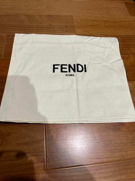 FENDI フェンディ 袋 布袋 紐なし保存袋 ロゴ入り