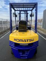 フォークリフト、小松 、1.5トン、FG15D-15、KOMATSU ,1500kg、2571h、ヒンチ付き、ガソリン、新品タイヤ、新品シート 交換済み、茨城発、_画像6