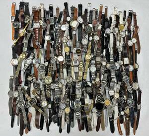 腕時計 大量 220本 個 点 セット まとめて 約8.9kg 時計 SEIKO ELGIN MARIO VALENTINO ORIENT DIESEL FOSSIL klaeuse 等 ジャンク F33