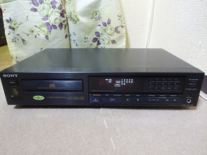 SONY／ソニー CDプレーヤー　CDP-590 動作品　