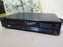 SONY／ソニー CDプレーヤー　CDP-590 動作品　_画像3