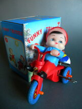 当時物 ★★Funny Tricycle ソフビ坊や 三輪車 ゼンマイ 作動良好 !! リン打ち 走行 こども自転車 ブリキ/プラ★★未使用 デッドストック 2_画像1