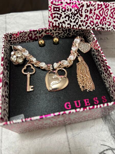 GUESS ブレスレット ピアス 箱付き ピンクゴールド アクセサリー 1品のみ 新品