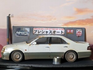 ★★　1/24　日産　Y33 シーマ グランドツーリング LED街灯照明　中古車屋で草ヒロ 自作ジオラマ完成品 ケース付　★★