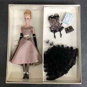 貴重 Barbie GOLD LABEL Silktone HIGH TEA AND SAVORIES Doll シルクストーンバービー 人形 ファッションモデル コレクション MATTEL
