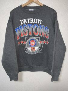 激レア 90's ビッグサイズ NBA DETROIT PISTONS NBA スウェット USA製 LOGO7 80's 70's NHL NFL MLB JEFF HAMILTON JH DESIGN LAKERS BULLS