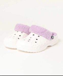 クロックス crocs バヤラインドファズストラップクロッグ