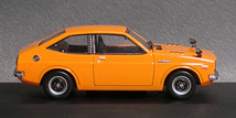 トヨタ　スターレット　1200SR　1973（オレンジ）　*1/43スケール　* ixo MODELS製　*品番KBI052　　*02_画像4
