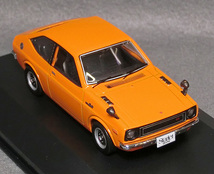 トヨタ　スターレット　1200SR　1973（オレンジ）　*1/43スケール　* ixo MODELS製　*品番KBI052　　*02_画像3