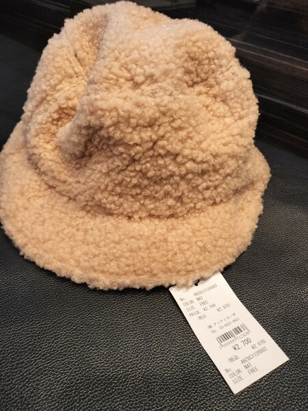 新品　タグ付き　帽子 ボア キャップ　ハット　NAT アンティローザ　定価2970円　フリーサイズ