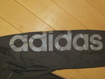 美品☆adidas☆アディダス☆ナイロンジャンパー☆☆Mサイズ_画像2