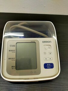 1円〜☆OMRON オムロン 上腕式血圧計 HEM-7313 血圧計 自動