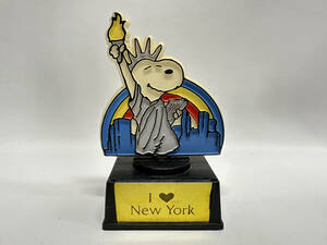 竜胆 希少 コレクション品 AVIVA スヌーピー トロフィー 70's ピーナッツ ビンテージ 「I Love New York」SNOOPY H13.3cm R1204/60