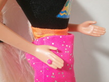 ※片方の靴のみ　バービー人形 サンバイザー ランニング 90s 00s マテル社 Barbie MATTEL China プラチナブロンドヘア_画像2