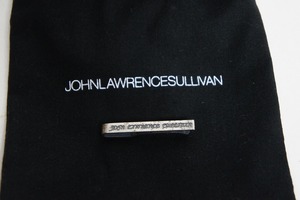 JOHN LAWRENCE SULLIVAN ジョン ローレンス サリバン LOGO TIE CLIP ネクタイ ピン アクセサリー 1211N